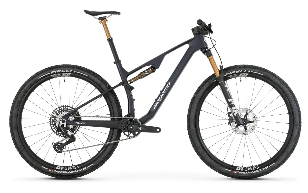 TRACK 04 CW - ALPHA NAVY S (26)